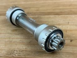 Truvativ Howitzer Team 100mm Innenlager 66mm Kettenlinie -Pedal-Verkäufe IMG 0071 4c39ae4d 1021 4116 9ff9 9f75c8793d47