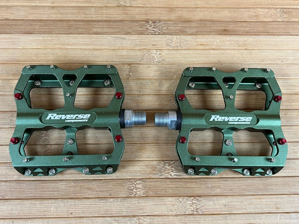 Reverse Components Escape Plattformpedale / Pedale Olive 5 Reverse Components Escape Plattformpedale / Pedale Olive – Bild 3