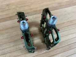 Reverse Components Escape Plattformpedale / Pedale Olive 13 Reverse Components Escape Plattformpedale / Pedale Olive -Pedal-Verkäufe IMG 0300