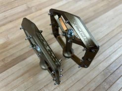 Spank Oozy Trail Reboot Pedale / Plattformpedale Bronze -Pedal-Verkäufe IMG 0780