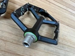 Spank Oozy Trail Reboot Pedale / Plattformpedale Black -Pedal-Verkäufe IMG 0806