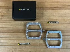 Burgtec MK5 Penthouse Flat Pedals / Pedale Silver Steel Axle