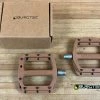 Burgtec MK4 Composite Flat Pedals / Pedale Kash Bronze