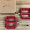 Burgtec MK4 Composite Flat Pedals / Pedale Red 2 Burgtec MK4 Composite Flat Pedals / Pedale Red -Pedal-Verkäufe IMG 1269