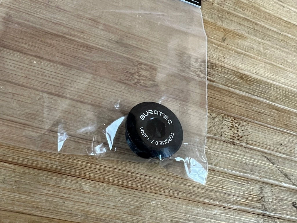 Burgtec Shimano Crank Bolt / Schraube Black 4 Burgtec Shimano Crank Bolt / Schraube Black – Bild 2