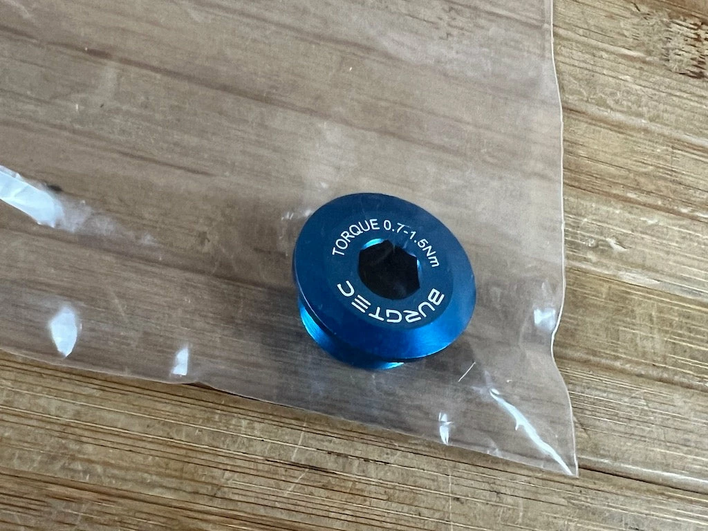 Burgtec Shimano Crank Bolt / Schraube Deep Blue 4 Burgtec Shimano Crank Bolt / Schraube Deep Blue – Bild 2