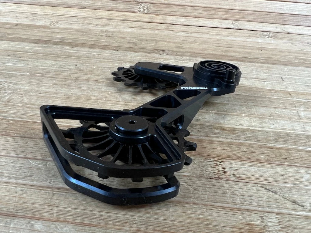 Fraezen Kaefig SRAM AXS / Mechanisch Schwarz 9 Fraezen Kaefig SRAM AXS / Mechanisch Schwarz – Bild 7