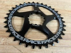 Race Face Kettenblatt DM 3 Bolt 34T 10-12S Black -Pedal-Verkäufe IMG 2311 1d14167f 4478 4746 b748 05c9d8e2b70c
