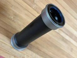 SRAM DUB Pressfit 121mm Stahl MTB Innenlager -Pedal-Verkäufe IMG 3565