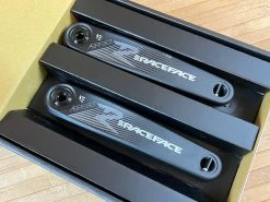 Race Face Aeffect-R E-Bike / EMTB Kurbel 170mm Black Bosch Gen 4 -Pedal-Verkäufe IMG 5496 963dd0fb ee72 4dbb 99f3 1878731837b9