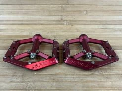 Spank Spike Reboot Pedale / Plattformpedale Red -Pedal-Verkäufe IMG 5963 e7a661bd 35b7 4a52 8c70 438b380a2db3