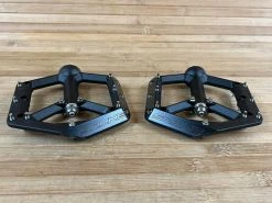 Spank Spike Reboot Pedale / Plattformpedale Black -Pedal-Verkäufe IMG 5978 db067f10 6b0c 46af ad69 54d649064a99