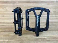 Reverse Components Black One Plattformpedale / Pedale Schwarz 10 Reverse Components Black One Plattformpedale / Pedale Schwarz -Pedal-Verkäufe IMG 6036