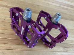Reverse Components Escape Plattformpedale / Pedale Lila 9 Reverse Components Escape Plattformpedale / Pedale Lila -Pedal-Verkäufe IMG 6132