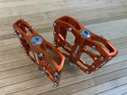 Reverse Components E-Escape Plattformpedale / Pedale Orange -Pedal-Verkäufe IMG 6144