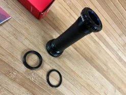 SRAM DUB BSA 100mm FAT Fatbike Innenlager -Pedal-Verkäufe IMG 6427 4994e8e5 5094 4b48 94da 3f04cdb705a9