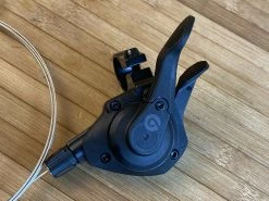 Titelseite -Pedal-Verkäufe IMG 6532