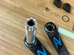 Race Face Next R Carbon Kurbelset 170mm 68/73mm Blue -Pedal-Verkäufe IMG 7482 dca73862 aab2 4c97 886e dd05ae3ec5f2