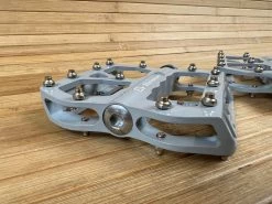 Reverse Components E-Escape Plattformpedale / Pedale Grau 12 Reverse Components E-Escape Plattformpedale / Pedale Grau -Pedal-Verkäufe IMG 7953 2300cfc7 087a 46d2 919f 06641bf3b7a6