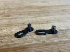 SRAM Powerlock Kettenschloss Schwarz 10-fach -Pedal-Verkäufe IMG 8638