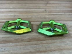 Spank Spike Reboot Pedale / Plattformpedale Green -Pedal-Verkäufe IMG 8952 3d0001f2 59f9 46af b601 c734f07176c0