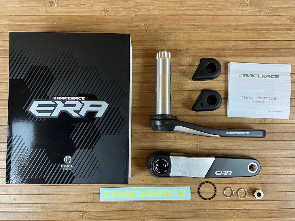 Race Face ERA Carbon Kurbel 170mm Schwarz 136er Achse 3 Race Face ERA Carbon Kurbel 170mm Schwarz 136er Achse